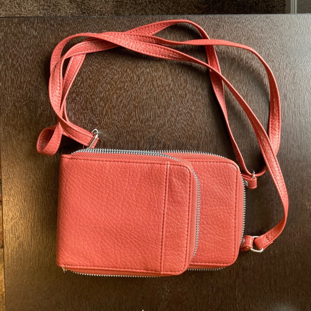 Safe keeper Crossbody travel purse